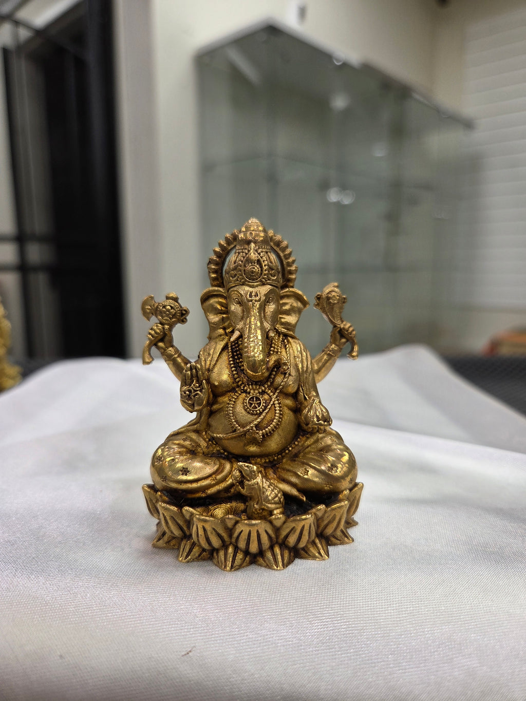 Antique Gold Tone Lord Ganesha Idol on Lotus Base – Traditional Hindu Statue