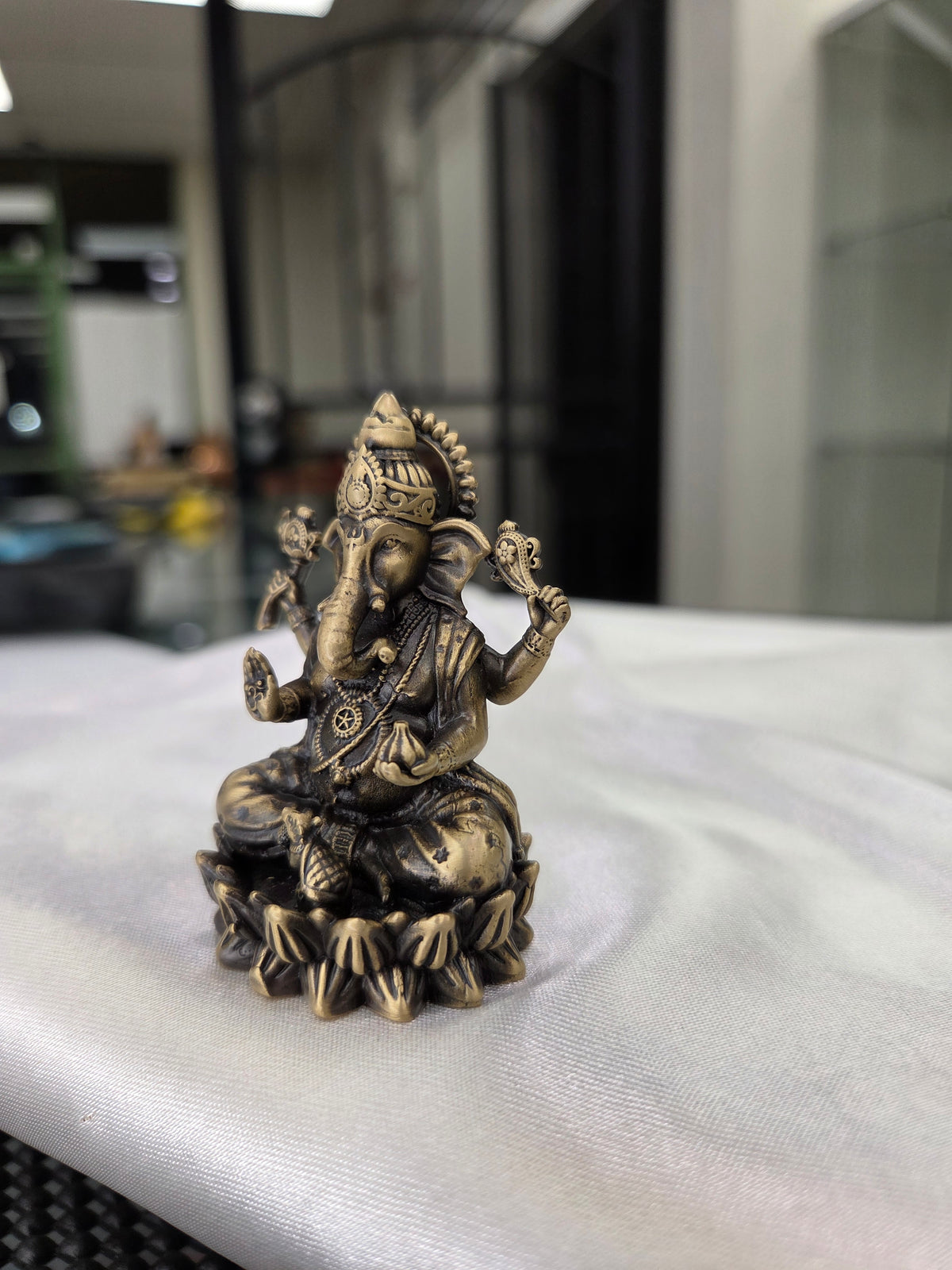 Antique Brass Ganesha Idol on Lotus Base – Small & Large Sizes for Puja & Home Temple