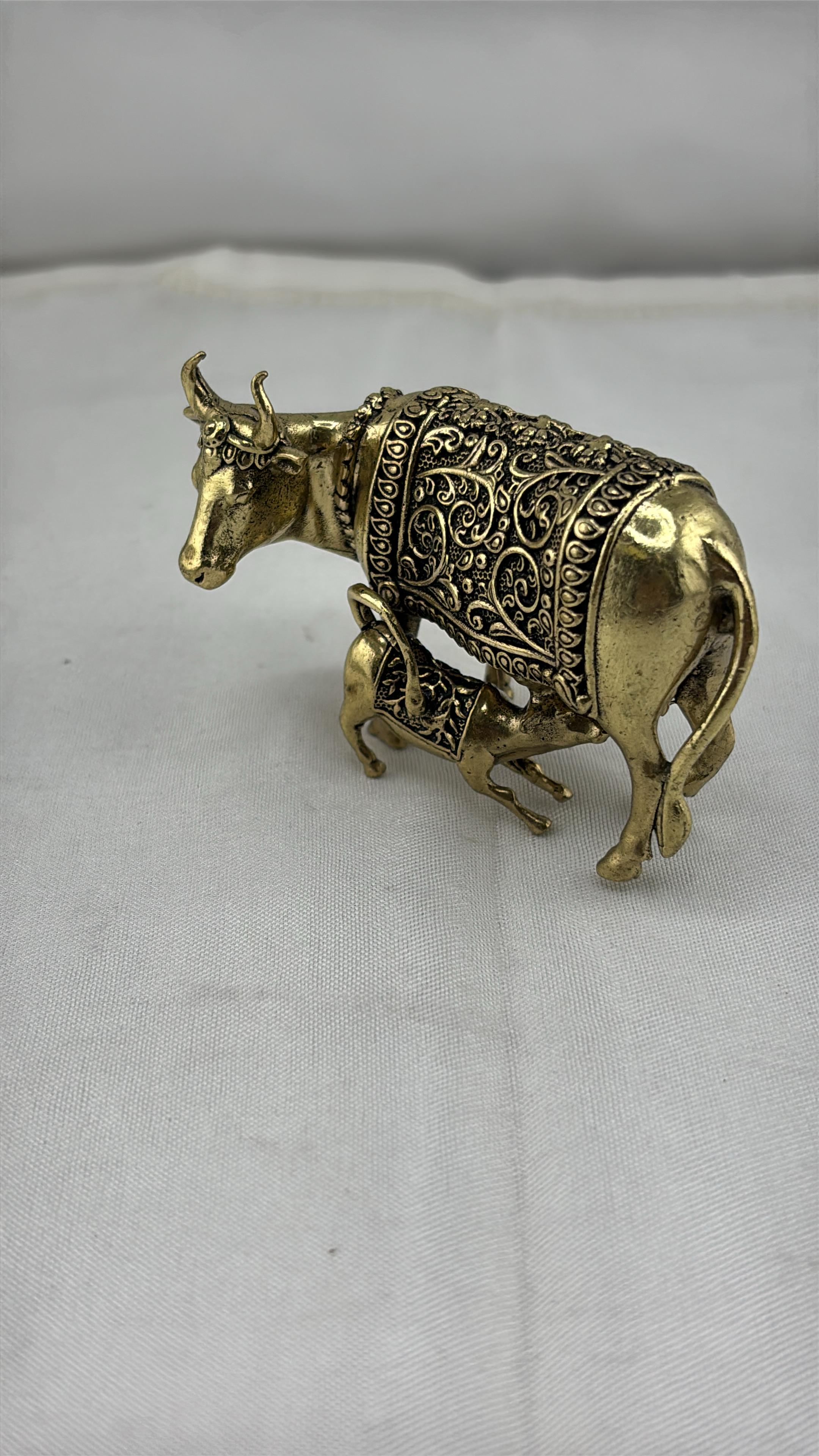 Panchaloha Kamadhenu Idol | Panchadhatu Cow and Calf Murti | Panchalogam Gau Mata Statue