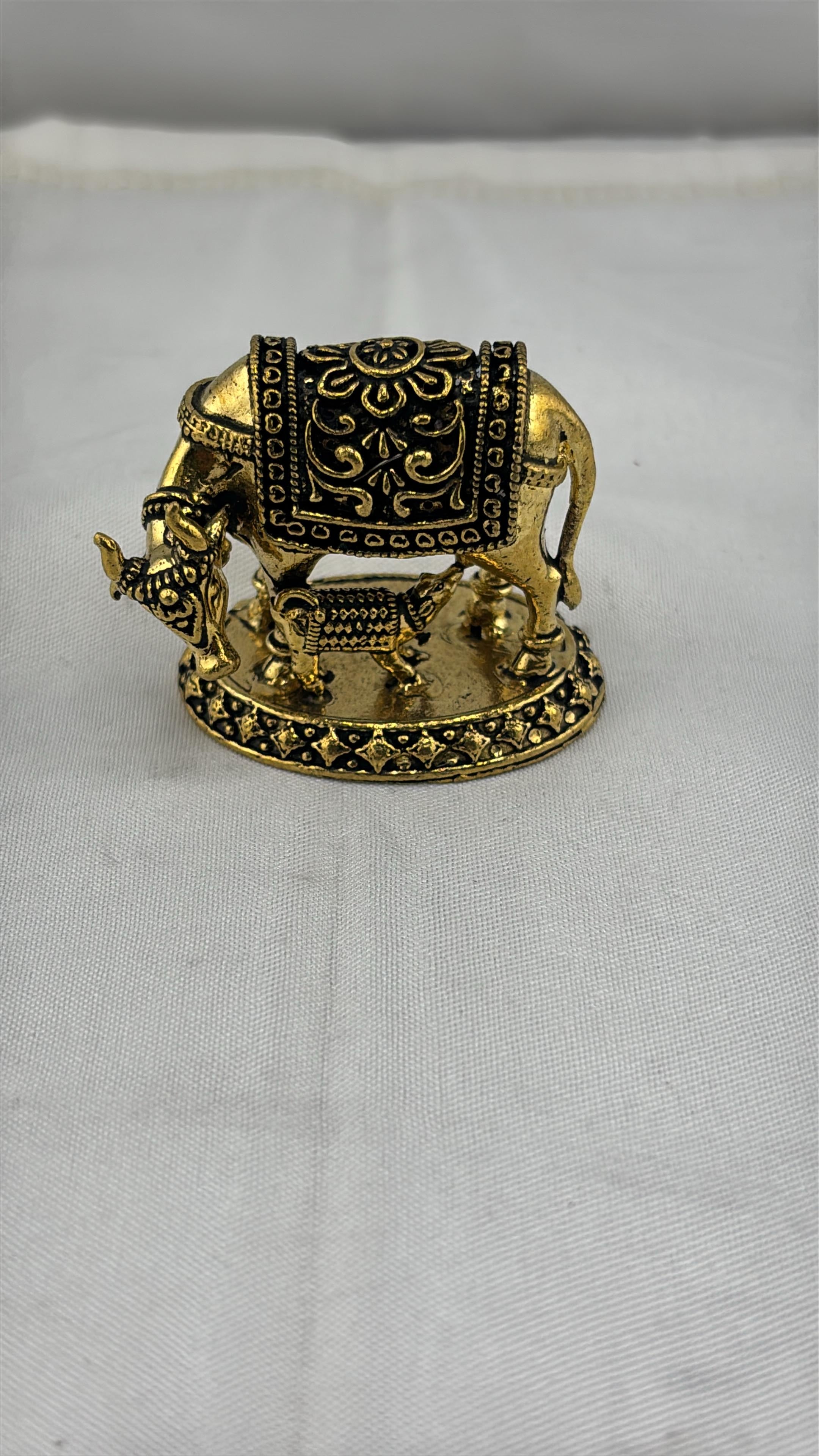 Panchaloha Kamadhenu Idol | Panchadhatu Cow and Calf Murti | Panchalogam Gau Mata Statue