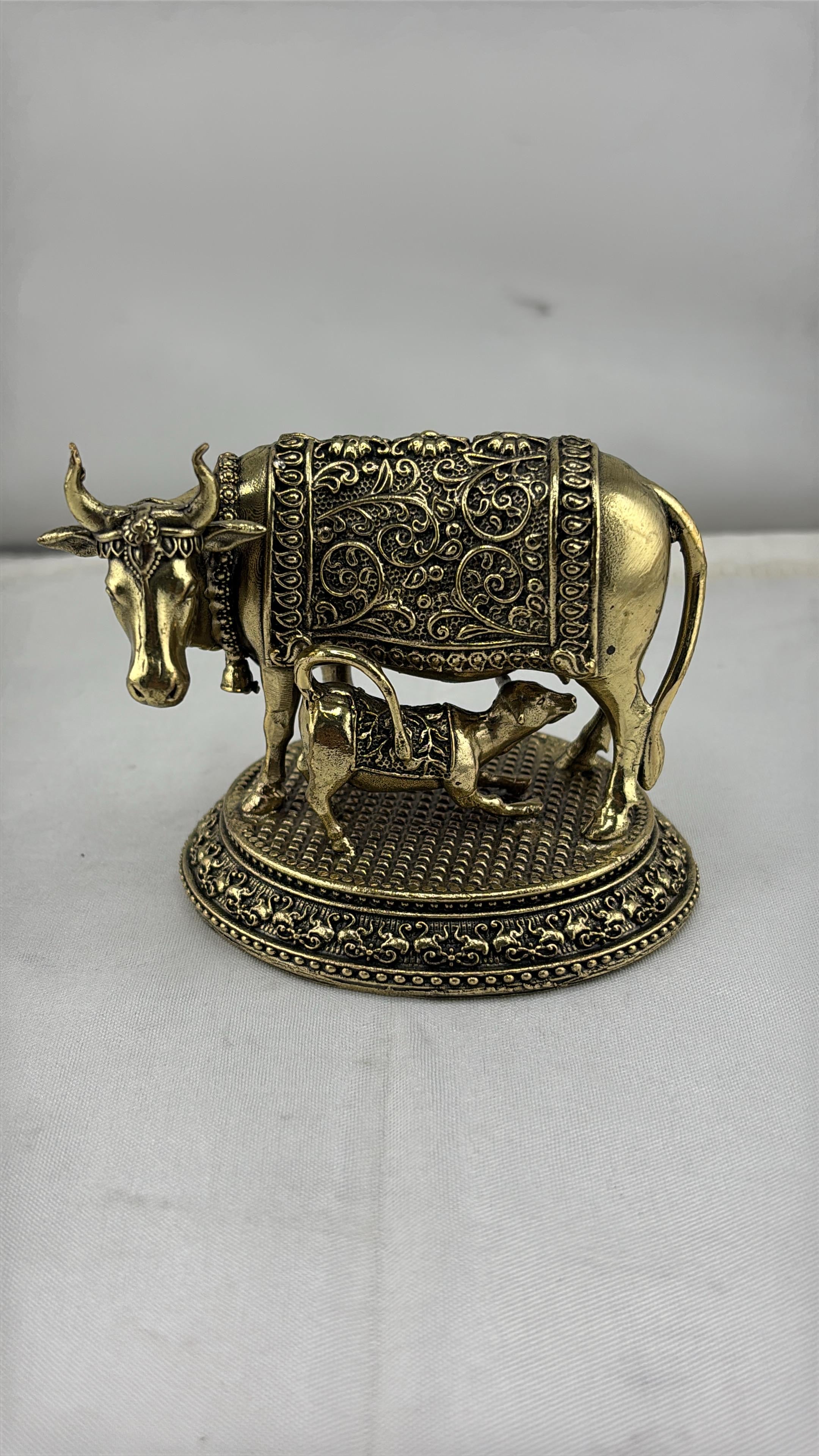 Panchaloha Kamadhenu Idol | Panchadhatu Cow and Calf Murti | Panchalogam Gau Mata Statue