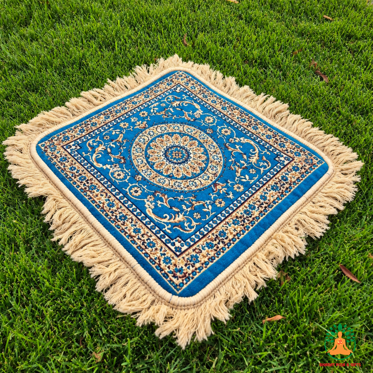 Decorative Square Mat with Fringe – Traditional Floral Medallion Design
