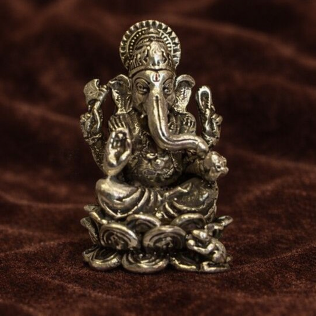 Pure Silver Ganesha Idol | 999 Silver Ganapati Idol | Silver Ganesha Murti