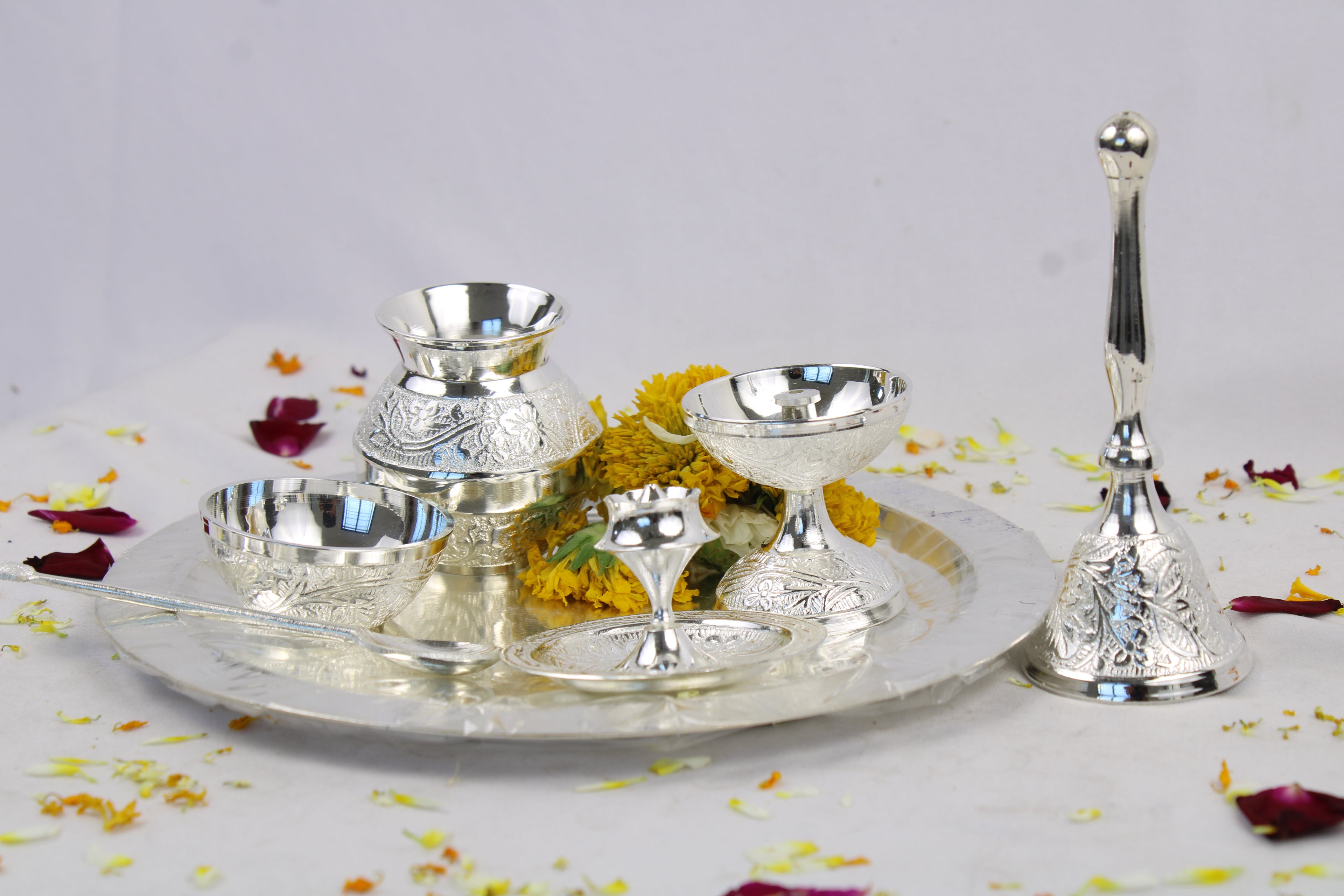 German Silver Pooja Thali for Aarti & Rituals | Elegant Puja Plate for Home Mandir, Diwali, Wedding & Housewarming Gift | Traditional Silver Finish
