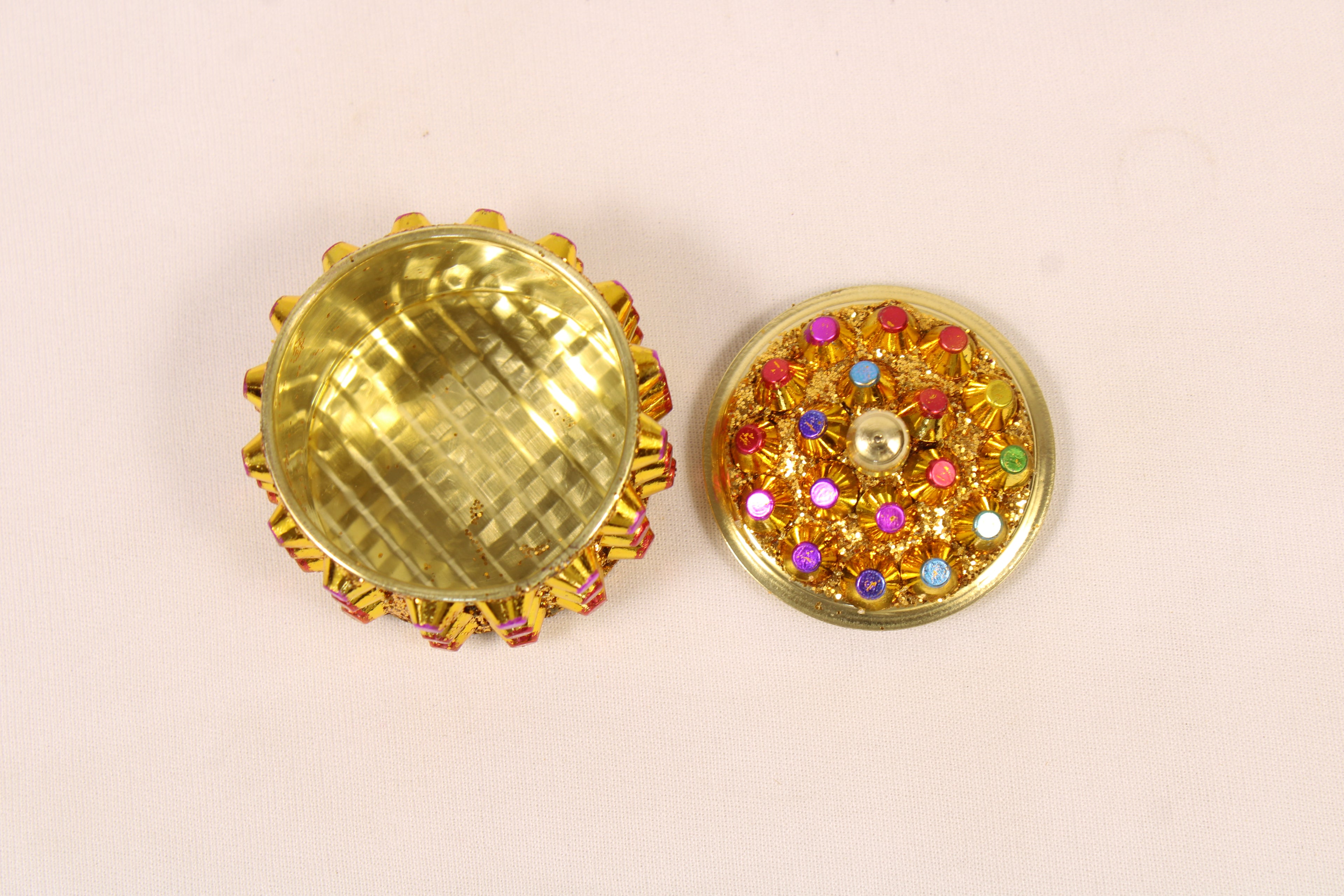 Brass Handcrafted Sindoor Dibbi | Kumkum Box | Sindur Dani | Fancy Decorative Box for Pooja, Home Temple & Gift |