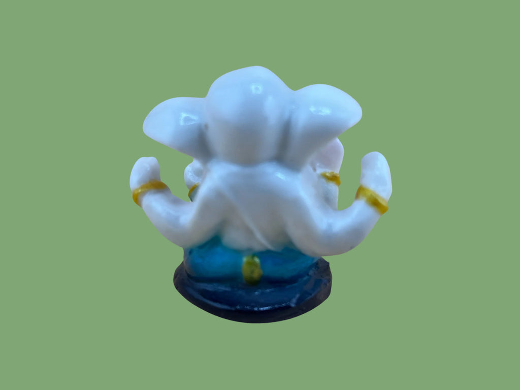 Ganesha for Car Dashboard Statue God Ganesh Murti Ganpati Idol Figurine Decorative Puja Idol Home Decor