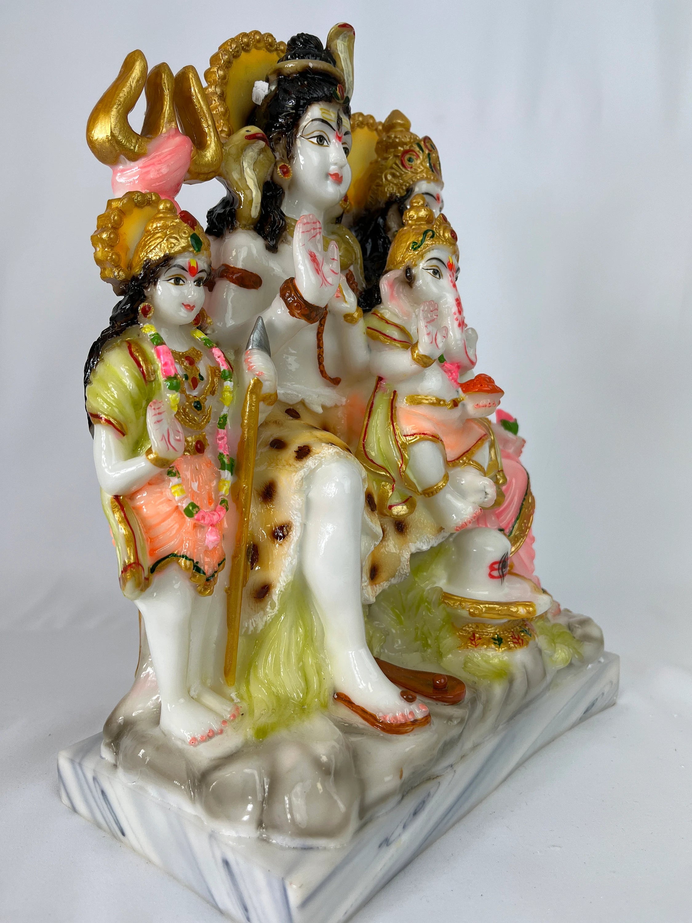 Lord Shiva Parvati Kartikeya and Ganesha Murti | Mahadev Family Idol Home Decoration Pooja Gift Idol | multicolor, gold and white available