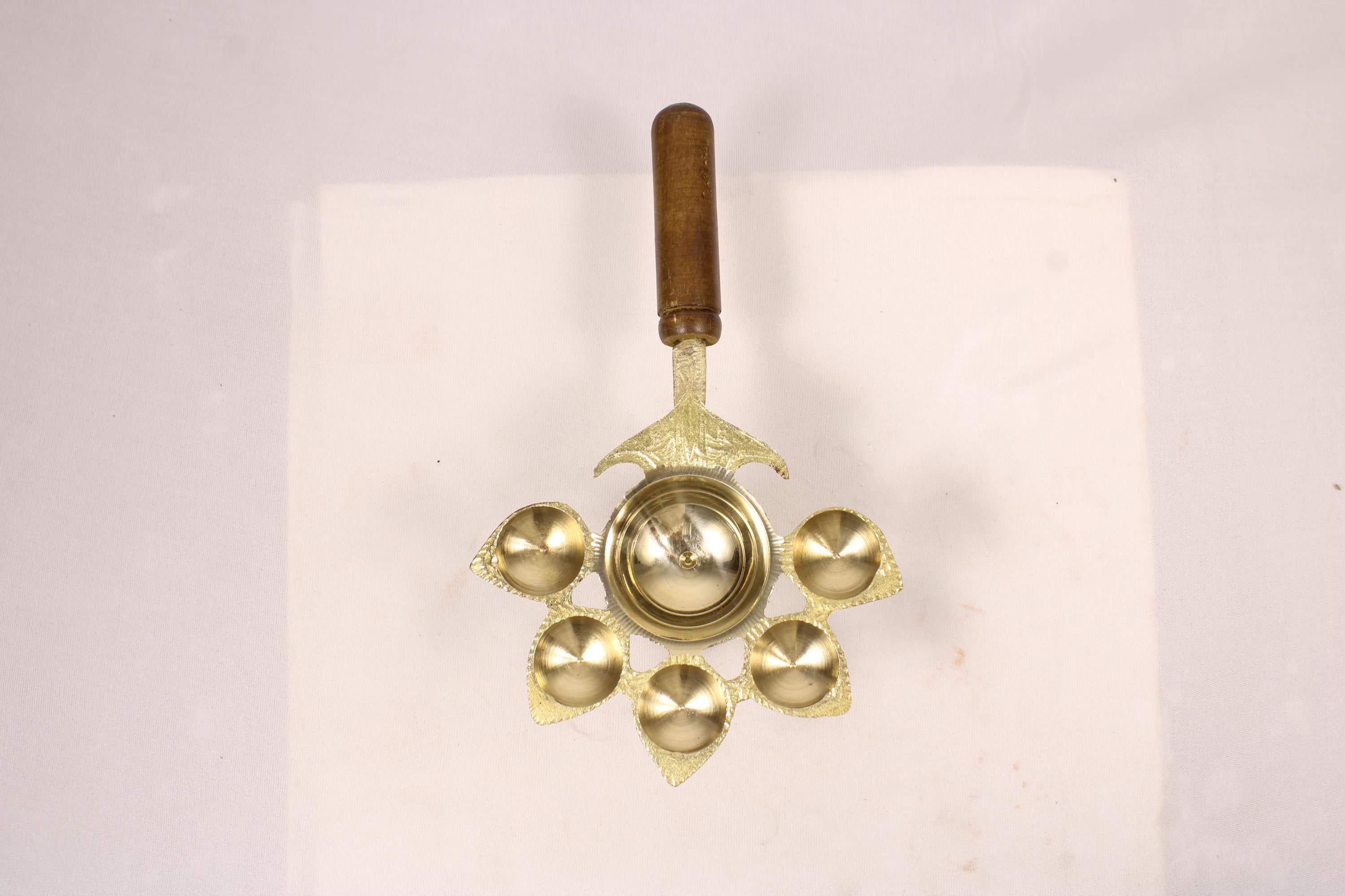 Brass Panch Arti Diya with Wooden Handle | Brass Dhoop Aarti Lamp | Panch Aarti Diya  | Traditional Five 5-Wick Oil Lamp | Panchmukhi Diya