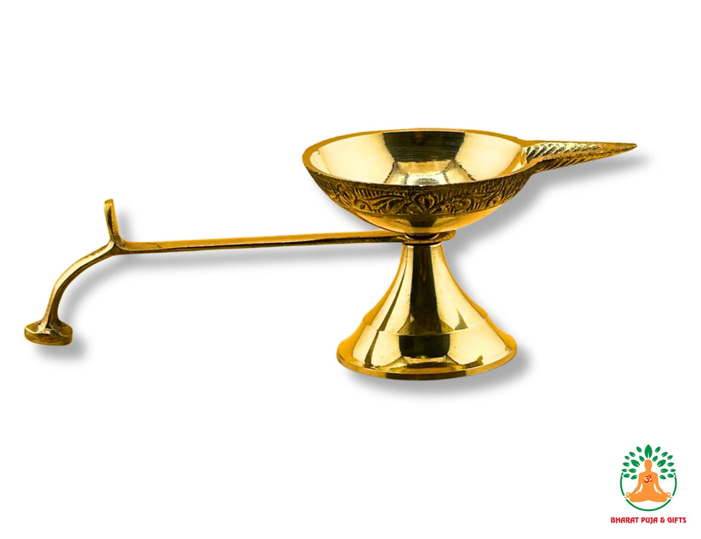 Brass Arti Diya with Handle | Brass Aarti Oil Lamp