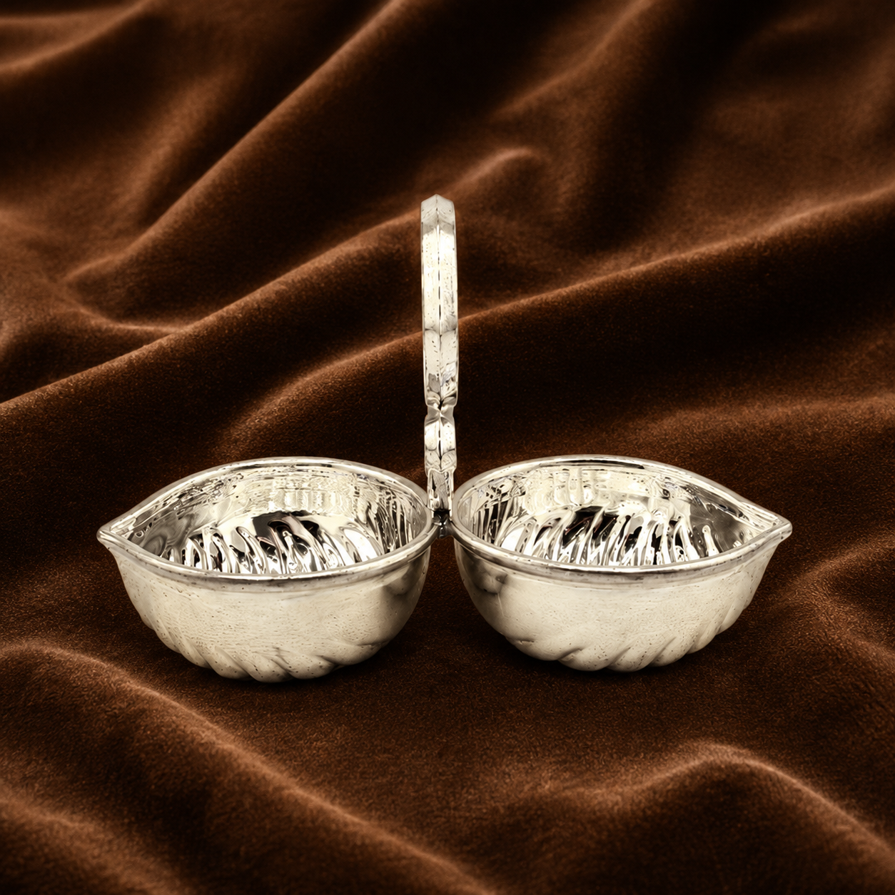 Pure Silver Twin Paan Leaf Kumkum Holder | Traditional Haldi Kumkum Puja Set