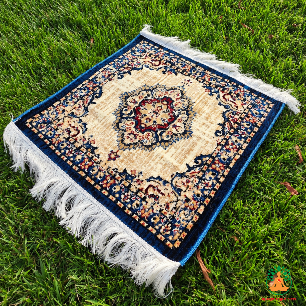 Traditional Persian-Style Floral Medallion Mat with Fringe