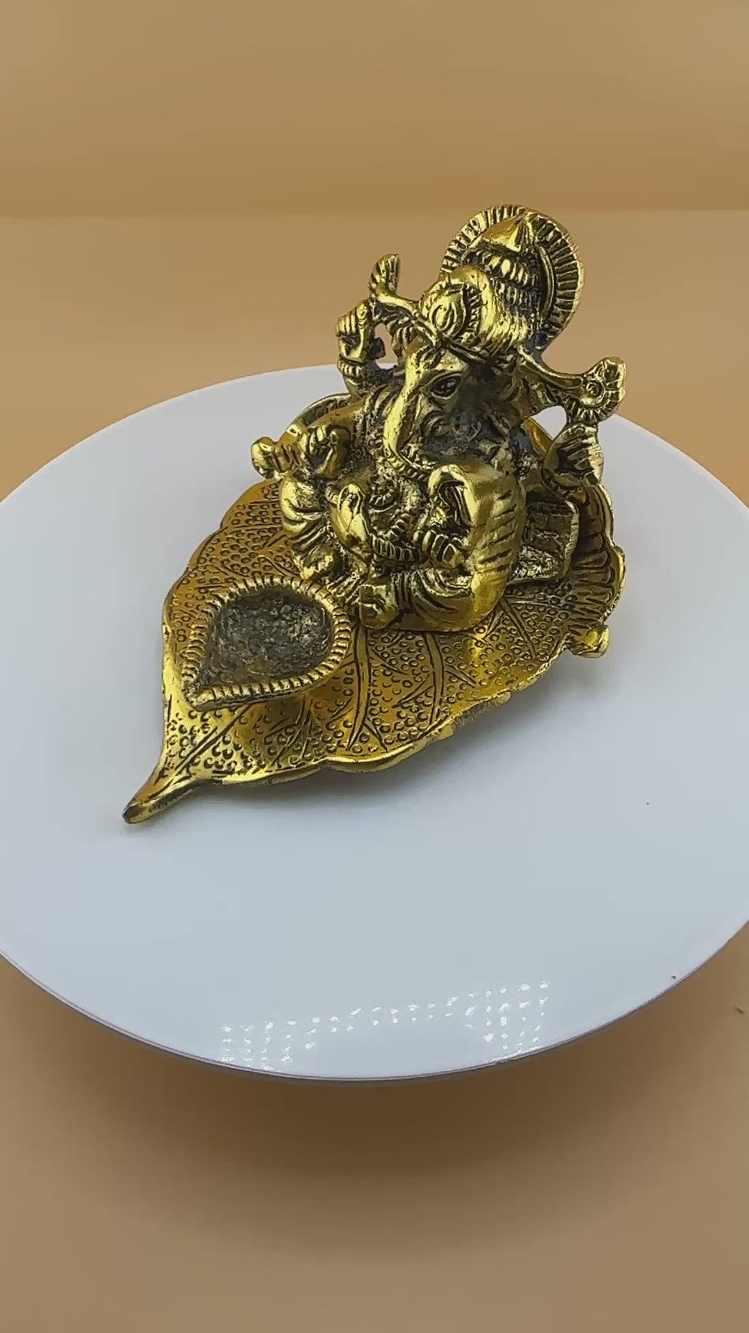 Ganesha on Leaf Statue Ganesh Idol