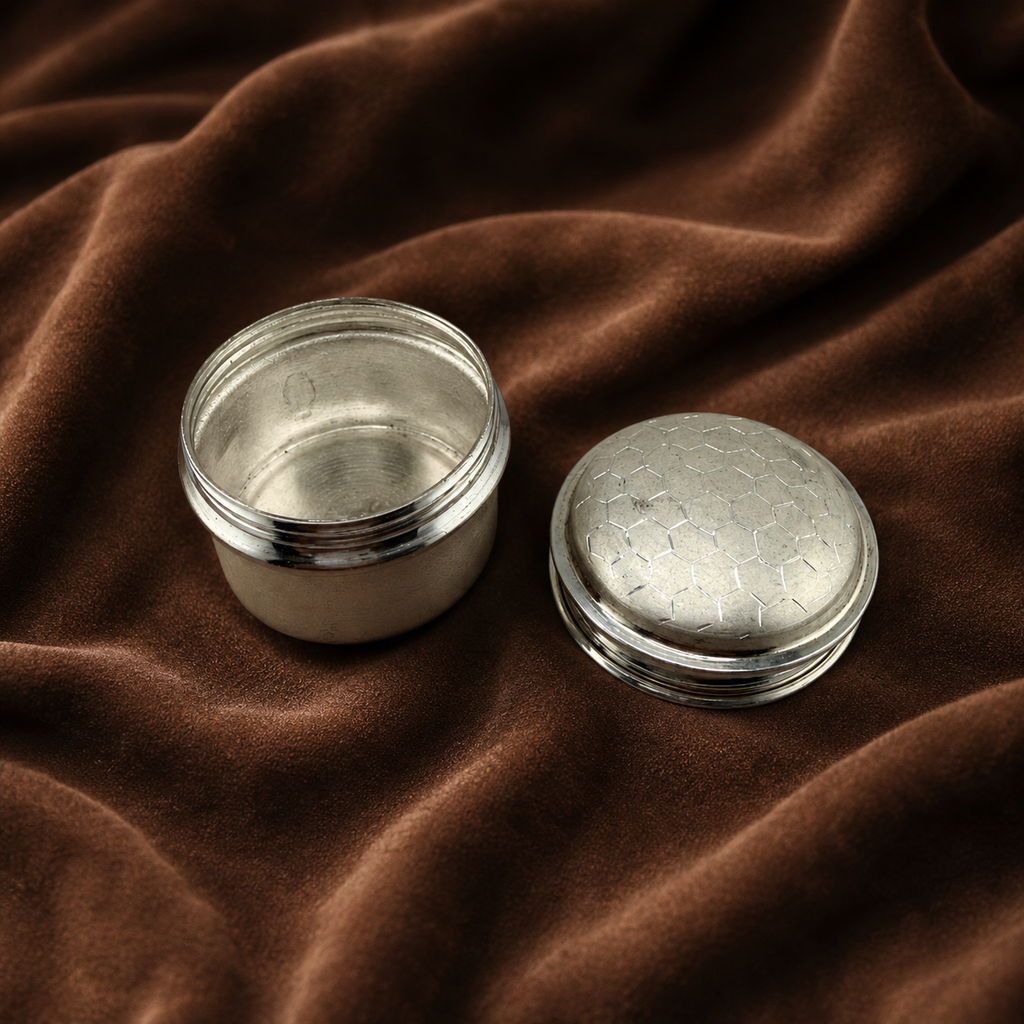 Pure Silver Classic Sindoor Dibbi | Traditional Kumkum Box for Puja & Bridal Rituals | Silver Trinket Box